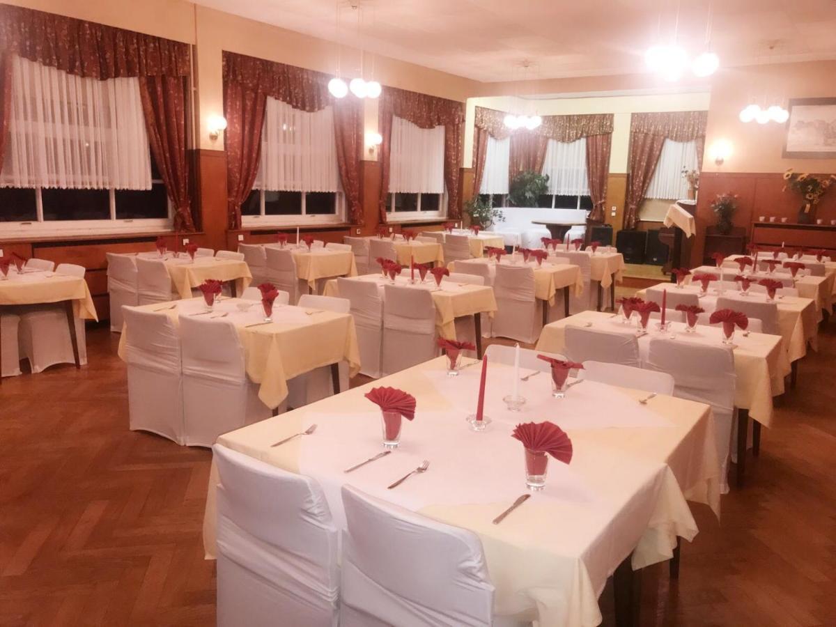 Homberg  Hotel Pension Frankfurter Hof المظهر الخارجي الصورة